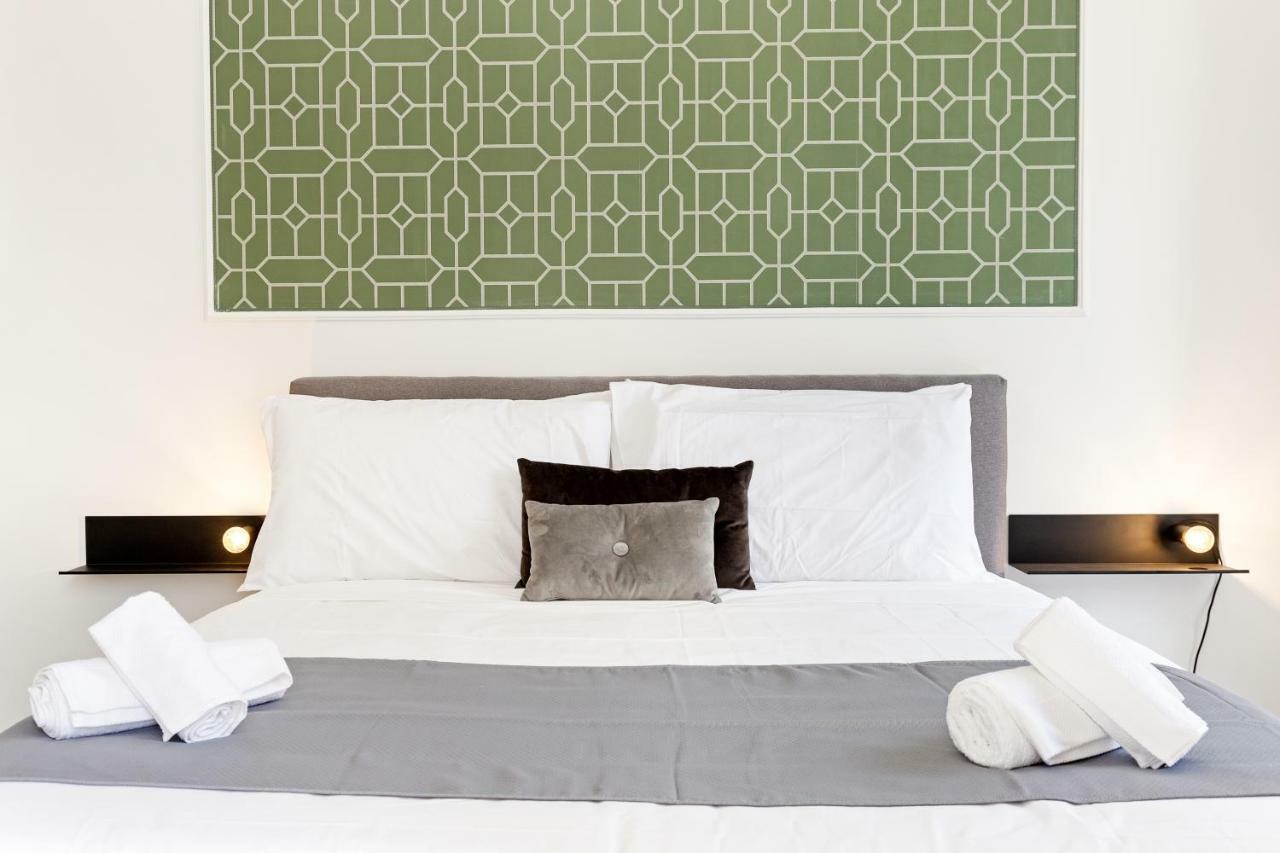 Napoli Suite Caravaggio Apartment ภายนอก รูปภาพ