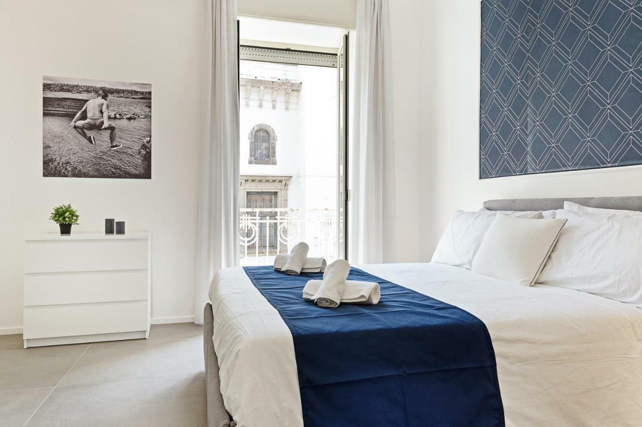 Napoli Suite Caravaggio Apartment ภายนอก รูปภาพ