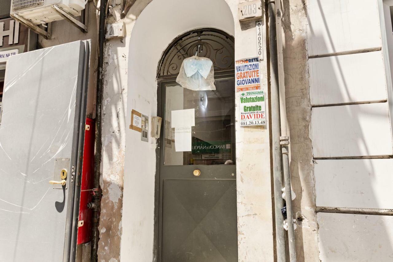 Napoli Suite Caravaggio Apartment ภายนอก รูปภาพ