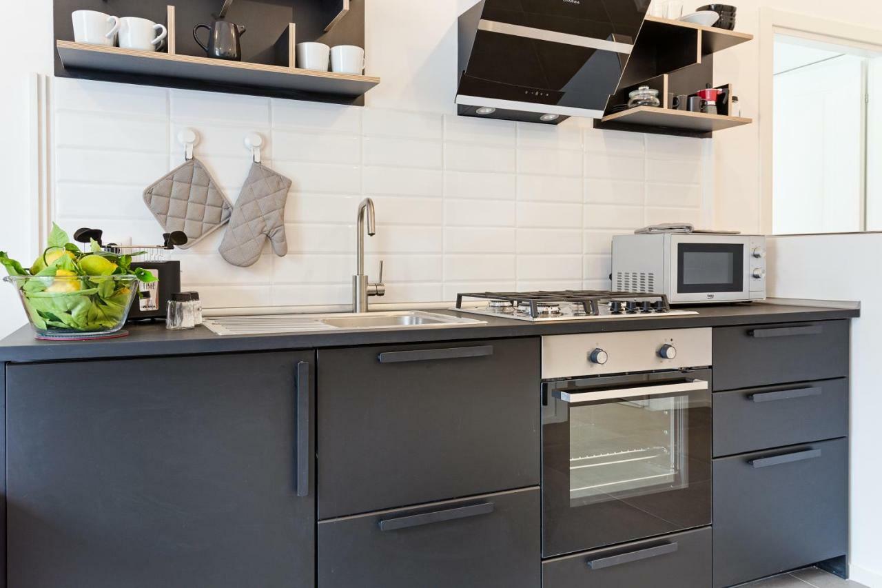 Napoli Suite Caravaggio Apartment ภายนอก รูปภาพ